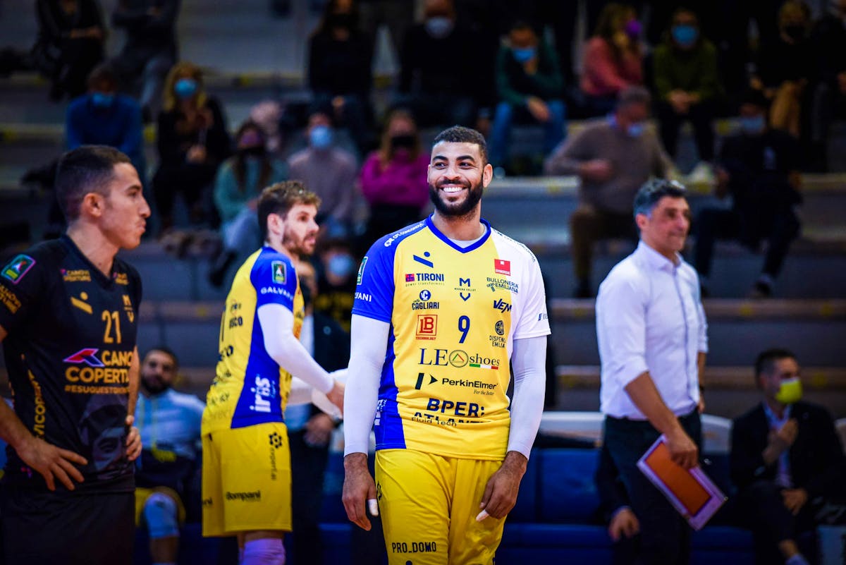 Who is French volleyball superstar Earvin N’Gapeth?